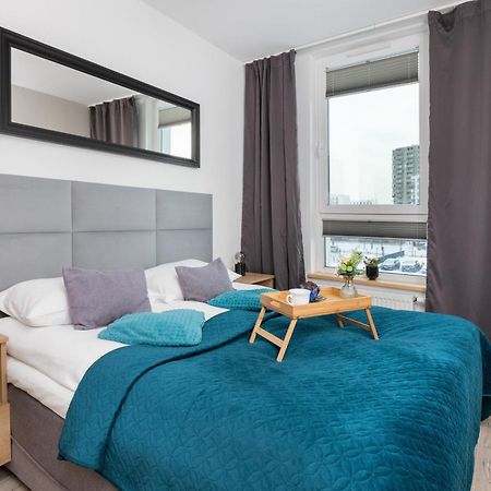 Solvo Apartment With Balcony & Parking Gdansk Przymorze By Noclegi Renters Eksteriør billede